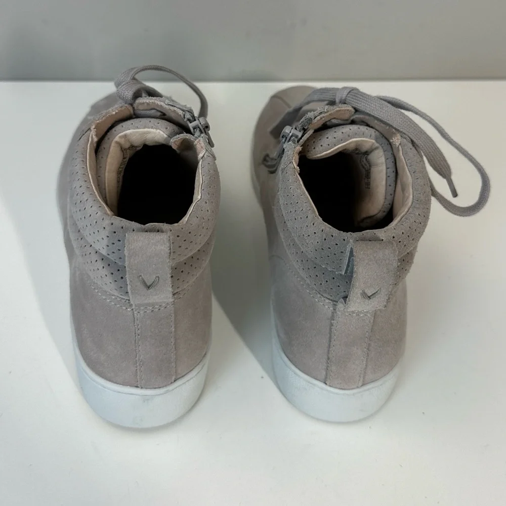 Vionic Jenning Light Gray Suede High‎ Top Athletic Shoe Sneaker Women's Size 8